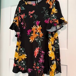 CABLE & GAUGE Floral Ruffle Sleeve Black Top-Size M